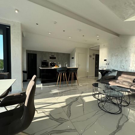 Seaview Apartment Funtana Ngoại thất bức ảnh