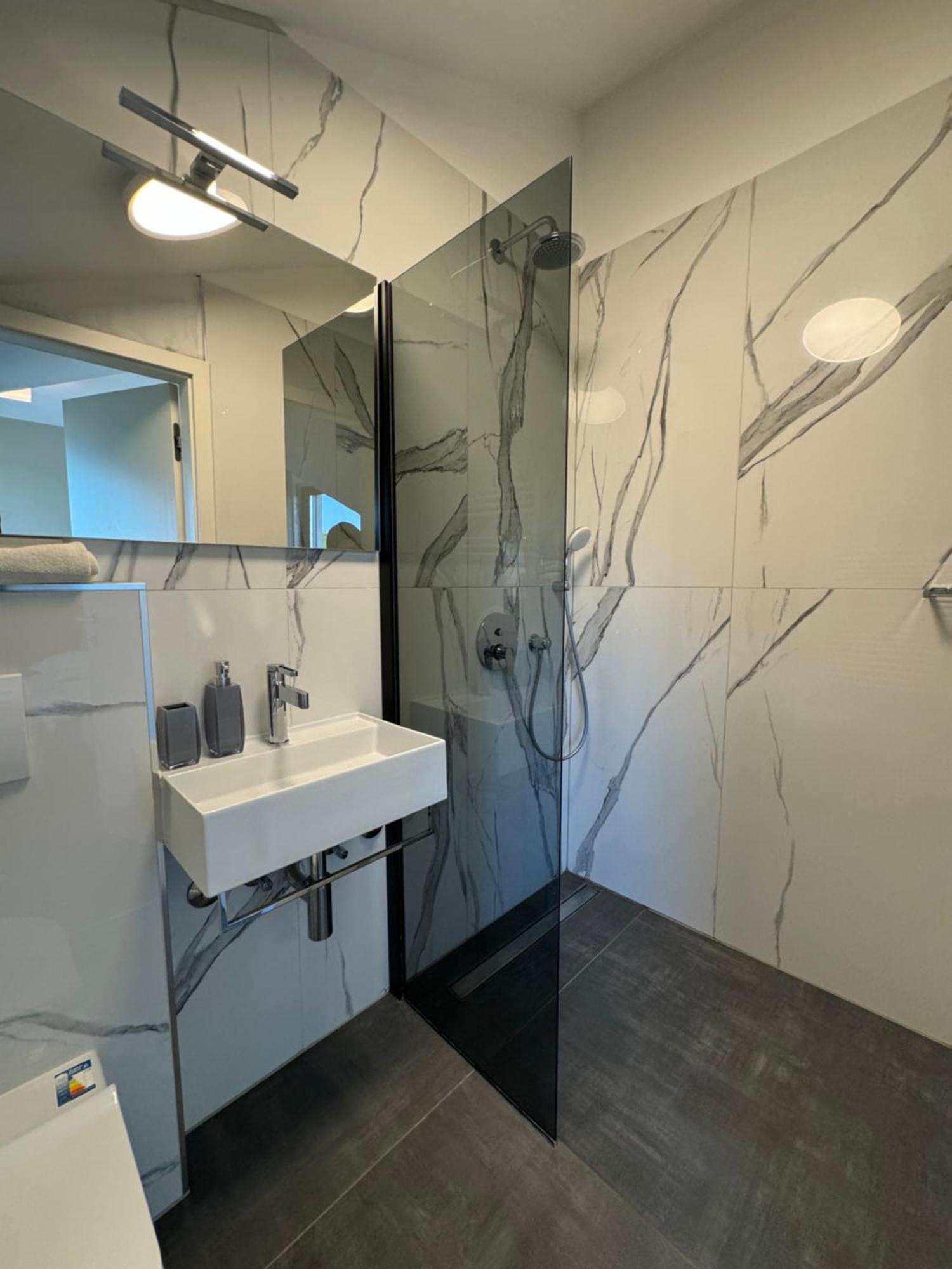 Seaview Apartment Funtana Ngoại thất bức ảnh